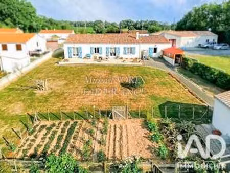 vente maison à chantonnay (85110) : à vendre / 113m² chantonnay
