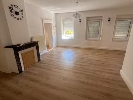 appartement f4 à louer à auboue