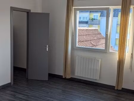 studio / f1 34 m²