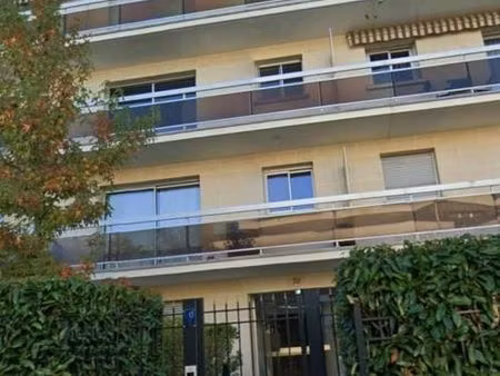appartement 2 pièces 67 m²