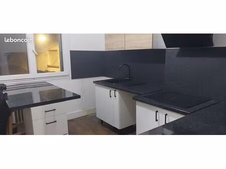 gien duplex 75m2 parking privatif 3 chambres en centre-ville