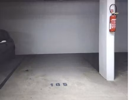 parking fontainebleau