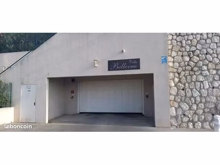 garage à louer