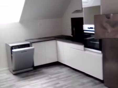 t4 à louer