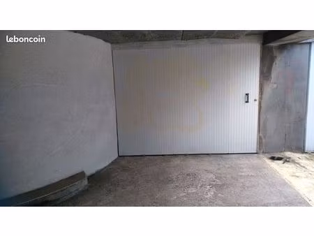 garage à louer en hyper centre