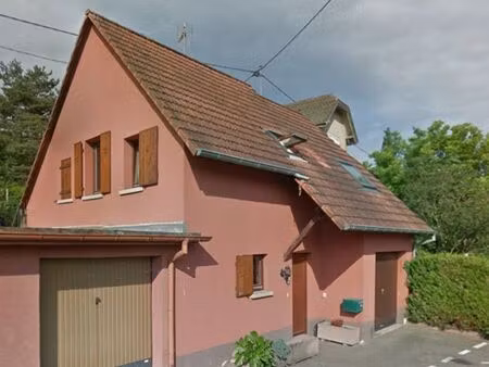 charmante petite maison à louer à neubois