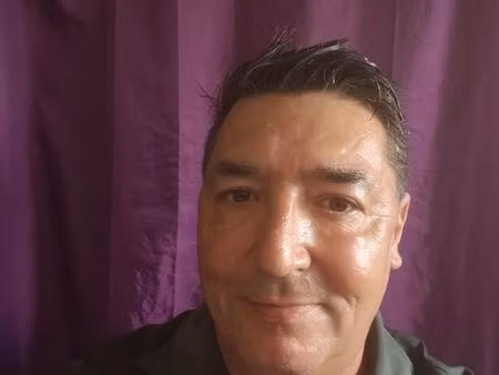 homme seul cherche location