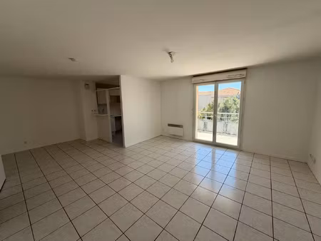 blagnac  place de la révolution  t4 de 82m2
