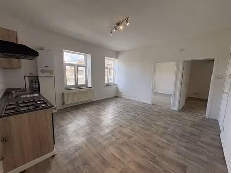 appartement à louer à chaussée de charleroi 178 fleurus (vbe46313)