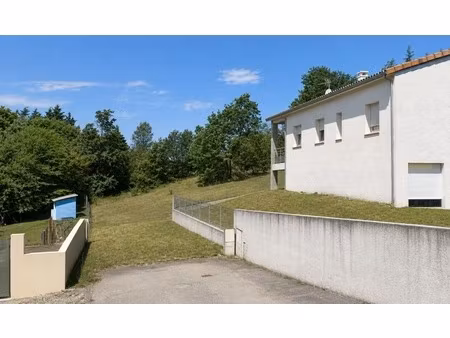 terrain constructible 1 260 m² – vue dégagée – belpech (11420)