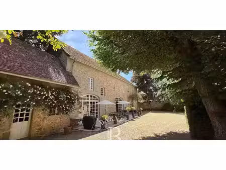 propriété avec piscine et jardin saint-léger-sur-dheune (71)