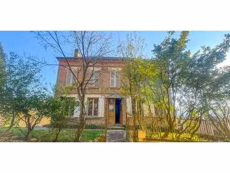 maison avec jardin et terrasse crouttes (61)