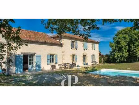 maison avec piscine et jardin vic-fezensac (32)