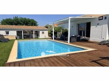 maison avec piscine et terrasse canet (11)