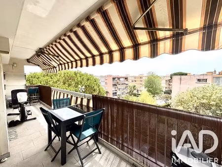 appartement à mandelieu-la-napoule (06210)