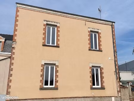 immeuble 4 pièces 68 m²