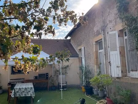 maison avec garage et parking