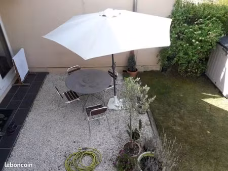 joli appartement meublé sur les hauteurs de la tour du pin