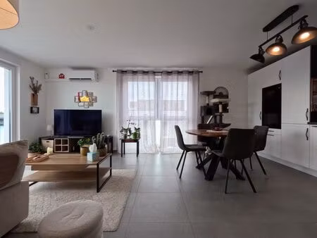 appartement t3 récent avec place de parking  garage et climatisation – oberhoffen-sur-mode
