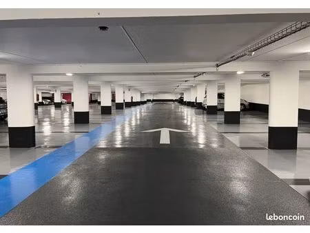 parking en sous-sol | indigo - place de l'europe  quartier amidonniers - caffarelli