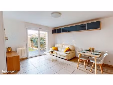 maison meublée t3 r+1 de 62 m2 avec jardin