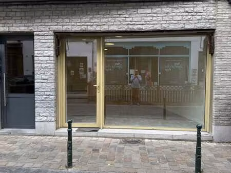 commerce à louer – rue de flandre 79  1000 bruxelles