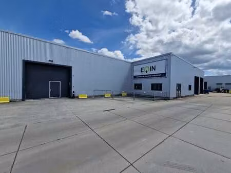entrepôt de 1.200m²