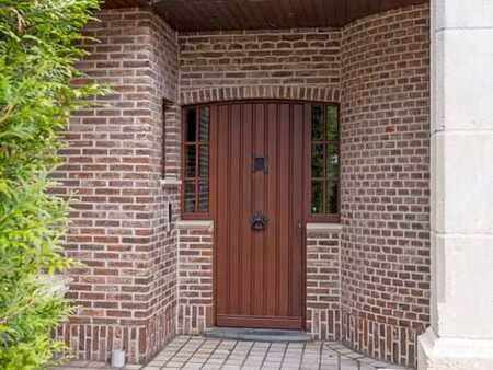 sint-ulriks-kapelle : villa spacieuse avec atelier