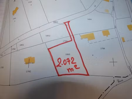 vente terrain 2072 m² à landeleau (29530)  18 576 €