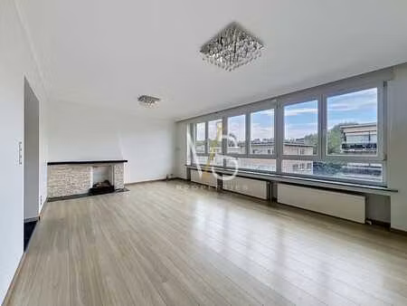 vente a terme ! bel appartement 2 chambres avec bureau !