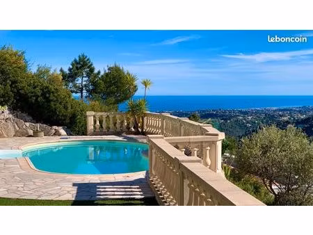 villa avec studio independant  piscine  cote d'azur