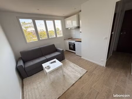 studio refait à neuf   gare argenteuil centre