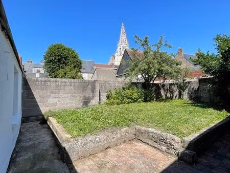 grand 3 pièces + jardin privé en centre de châteaudun