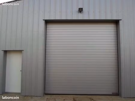 hangar à louer
