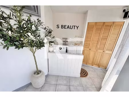 vente locaux professionnels 5 pièces 55 m² à nimes (30000)  25 000 €