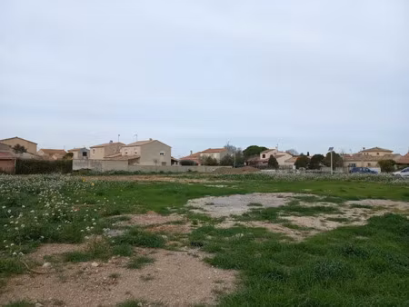 vente terrain 1204 m² à lunel (34400)  259 000 €