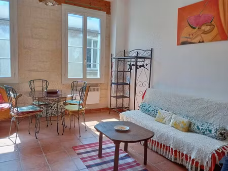 location meublée appartement 2 pièces 45 m² à avignon (84000)  530 €