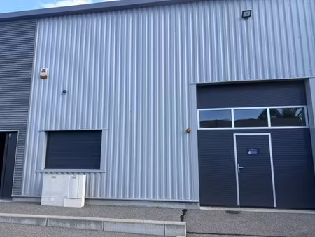 vente locaux professionnels 0 pièces 204.2 m² à rumilly (74150)  411 280 €