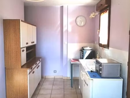 location meublée appartement 1 pièce 33 m² à quetigny (21800)  525 €