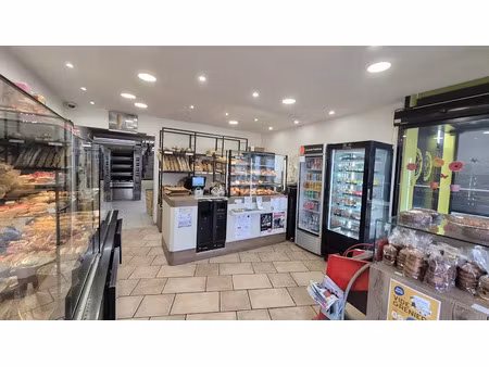 vente locaux professionnels 0 pièces 180 m² à crozon (29160)  583 000 €
