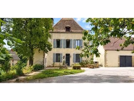 maison avec jardin demigny (71)