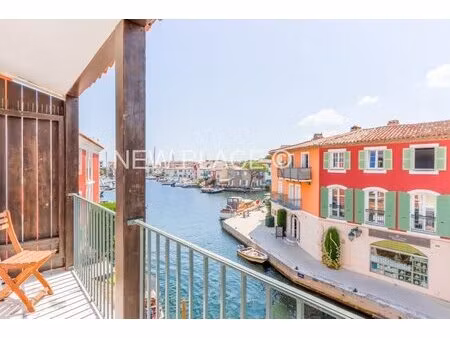 port grimaud - appartement duplex 3 pièces rénové au cœur du village