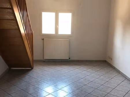 location appartement 2 pièces 52 m² à villeurbanne (69100)  845 €