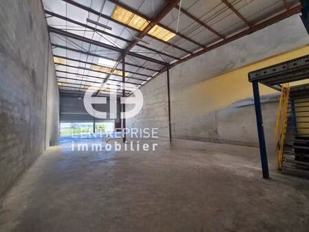 location entrepôt carros 06510 485m²