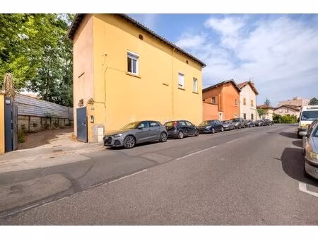 à vendre – ensemble immobilier de 4 maisons sur une parcelle de 761 m² – villeurbanne