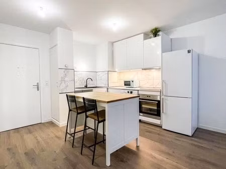 2 pièces 45 m² + balcon 5 m² au pied du métro 14 chevilly larue (94)