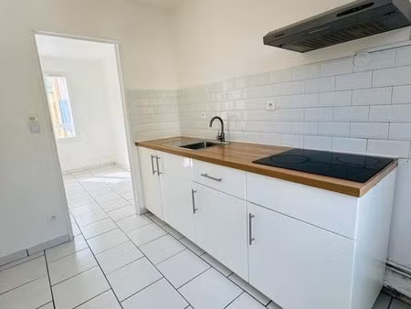 location a l'annee appartement cogolin