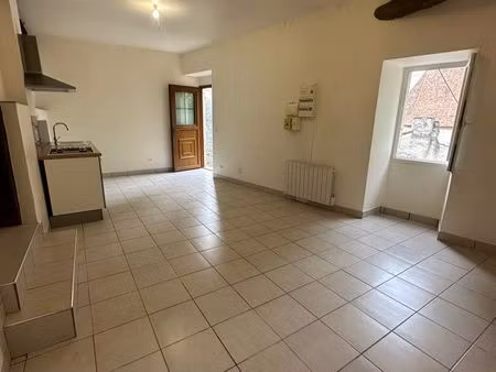 appartement t2 à hautefage la tour