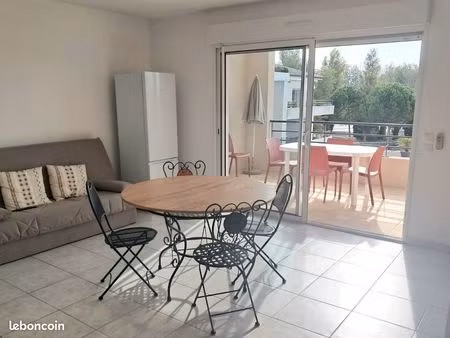 t2 42m2 meublé (10 mois) de septembre à juin