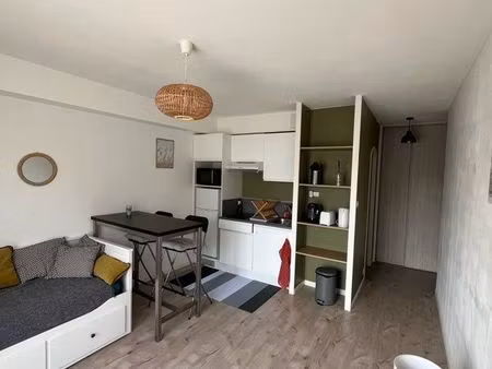 studio meublé à la chaume